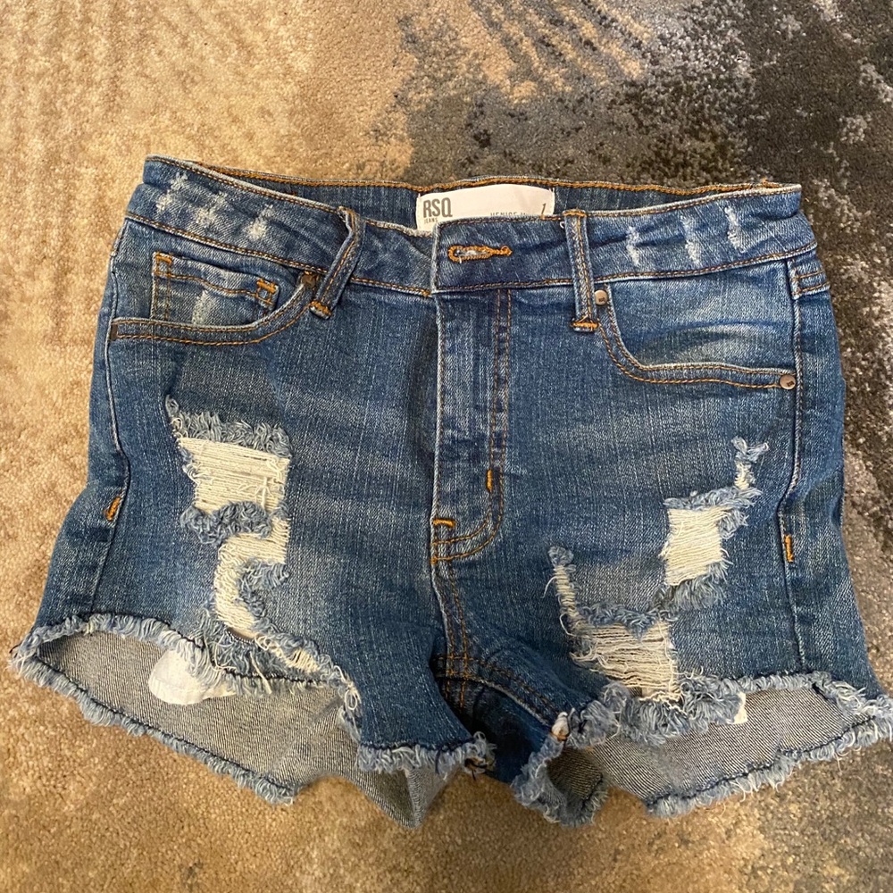 RSQ mid rise denim shorts in size 1